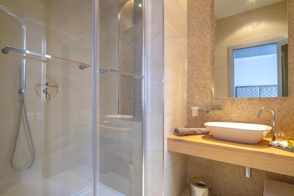 Luxury Villa Prova1 马林斯卡 外观 照片